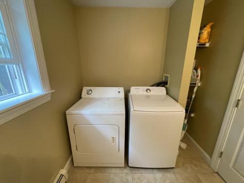 41 Lakeview Drive Naples ME 04055