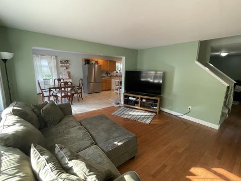 41 Lakeview Drive Naples ME 04055