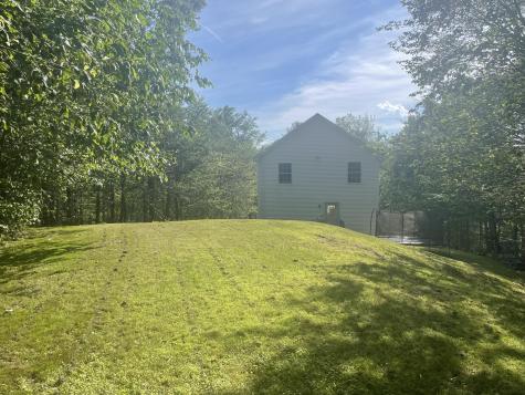 41 Lakeview Drive Naples ME 04055