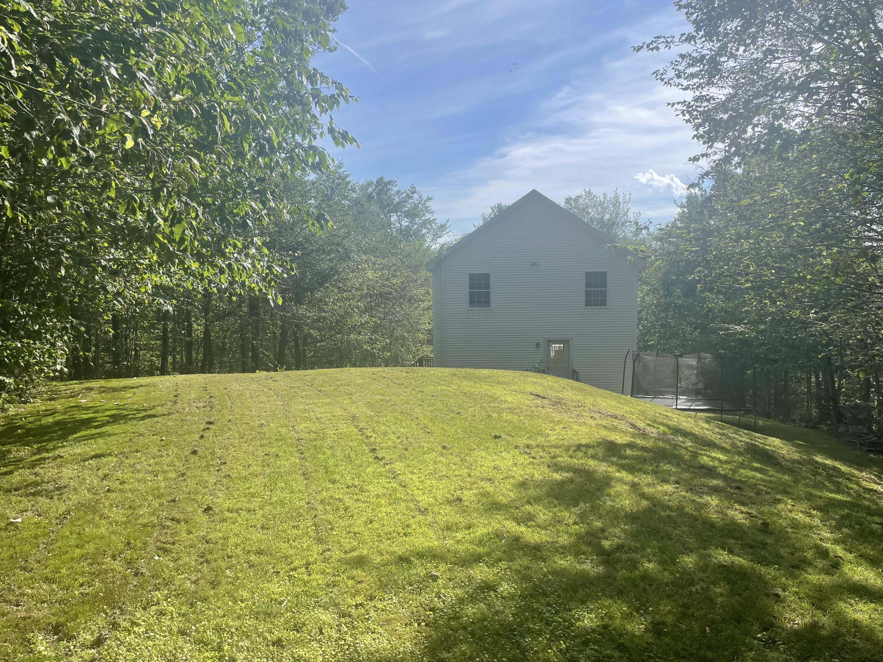 41 Lakeview Drive Naples ME 04055