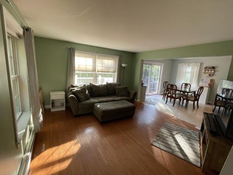 41 Lakeview Drive Naples ME 04055