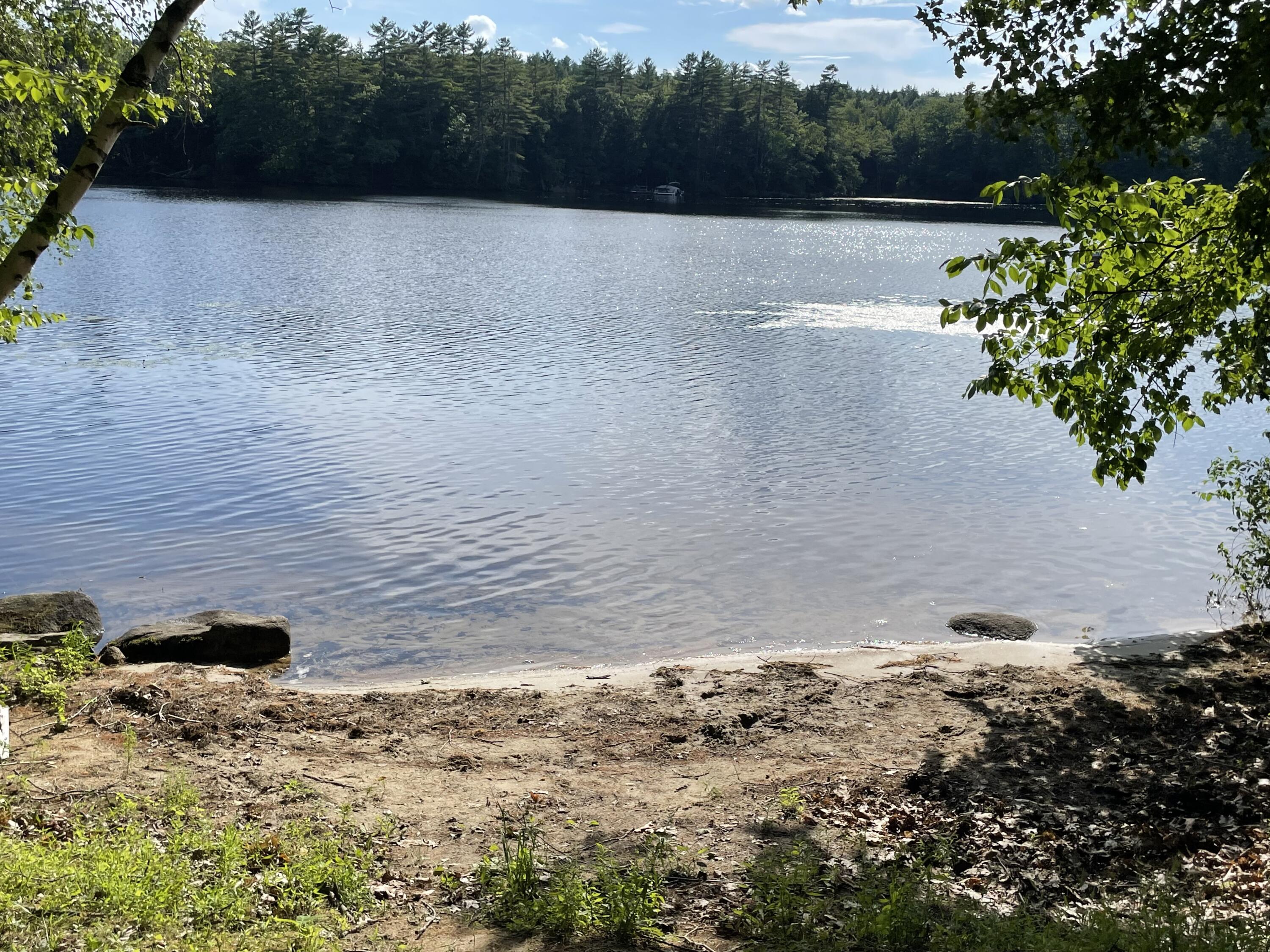 41 Lakeview Drive Naples ME 04055