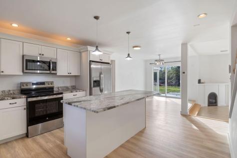 38 Blackthorne Lane Gray ME 04039