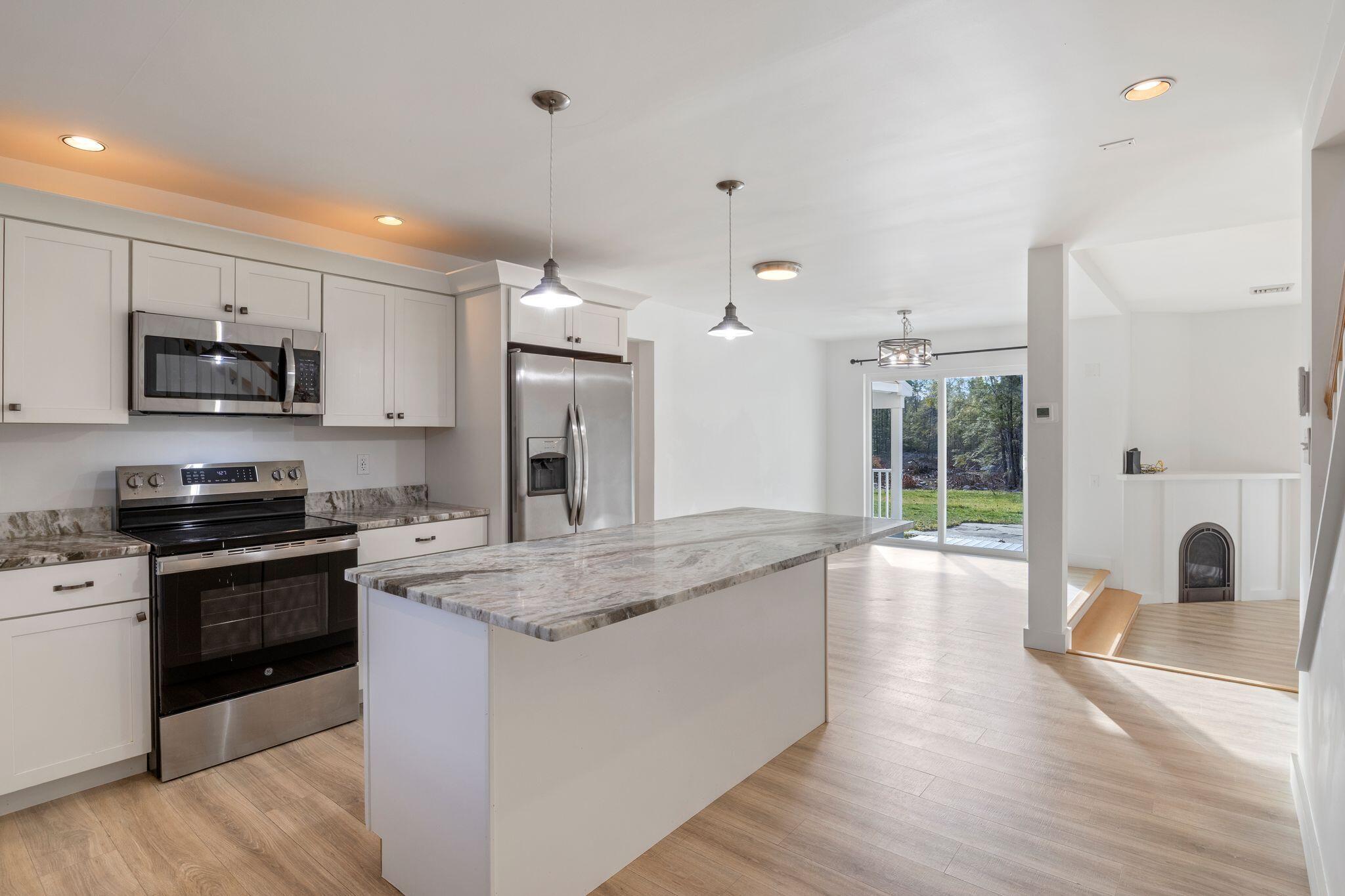 38 Blackthorne Lane Gray ME 04039