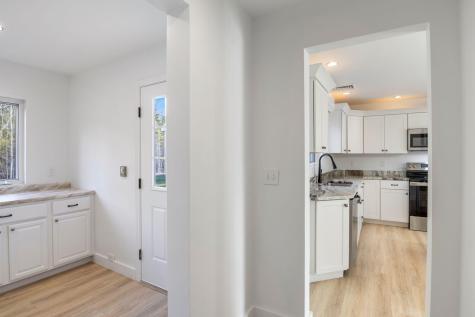 38 Blackthorne Lane Gray ME 04039