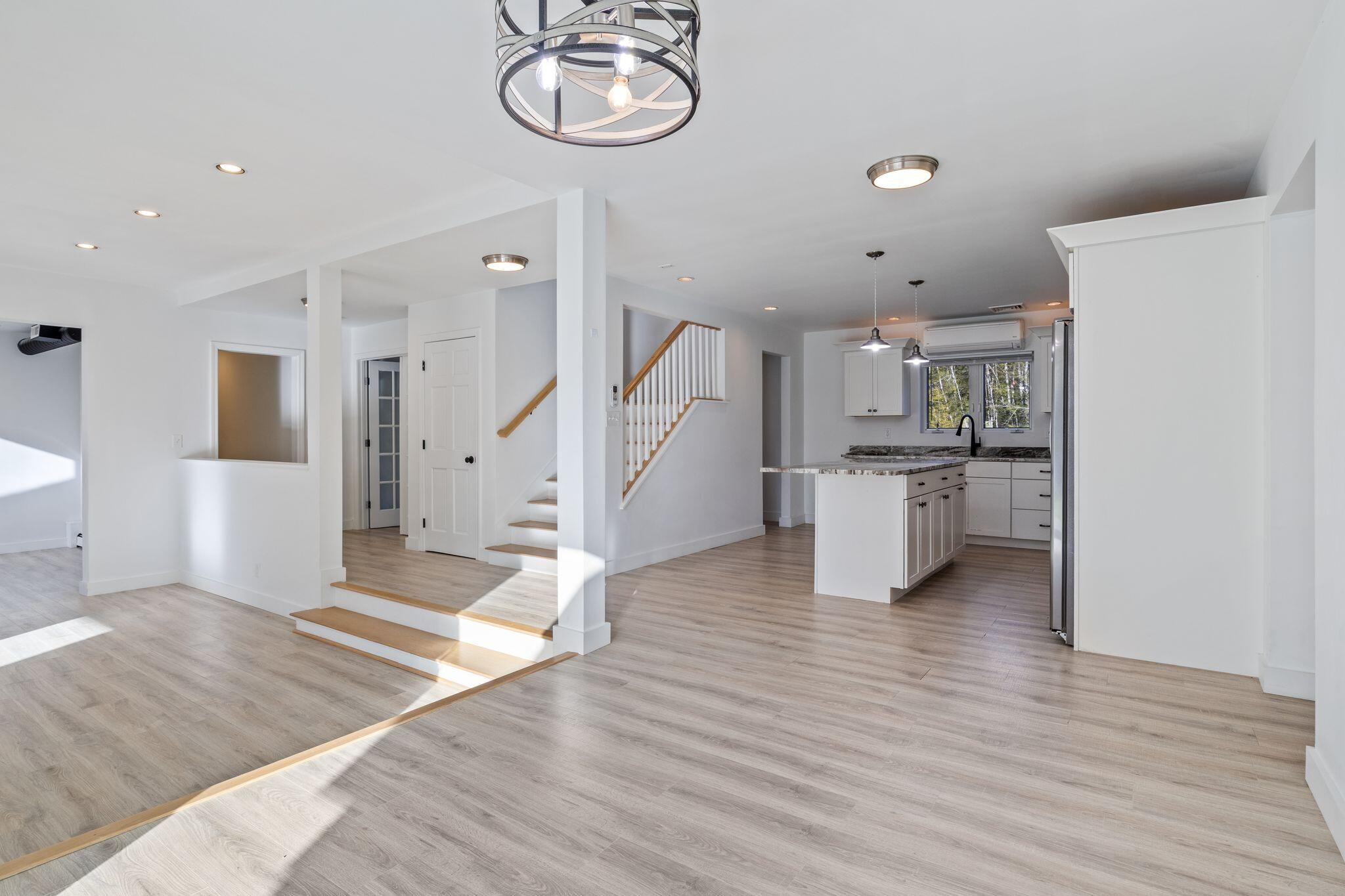 38 Blackthorne Lane Gray ME 04039