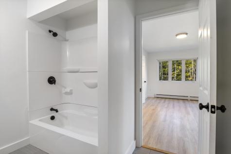 38 Blackthorne Lane Gray ME 04039