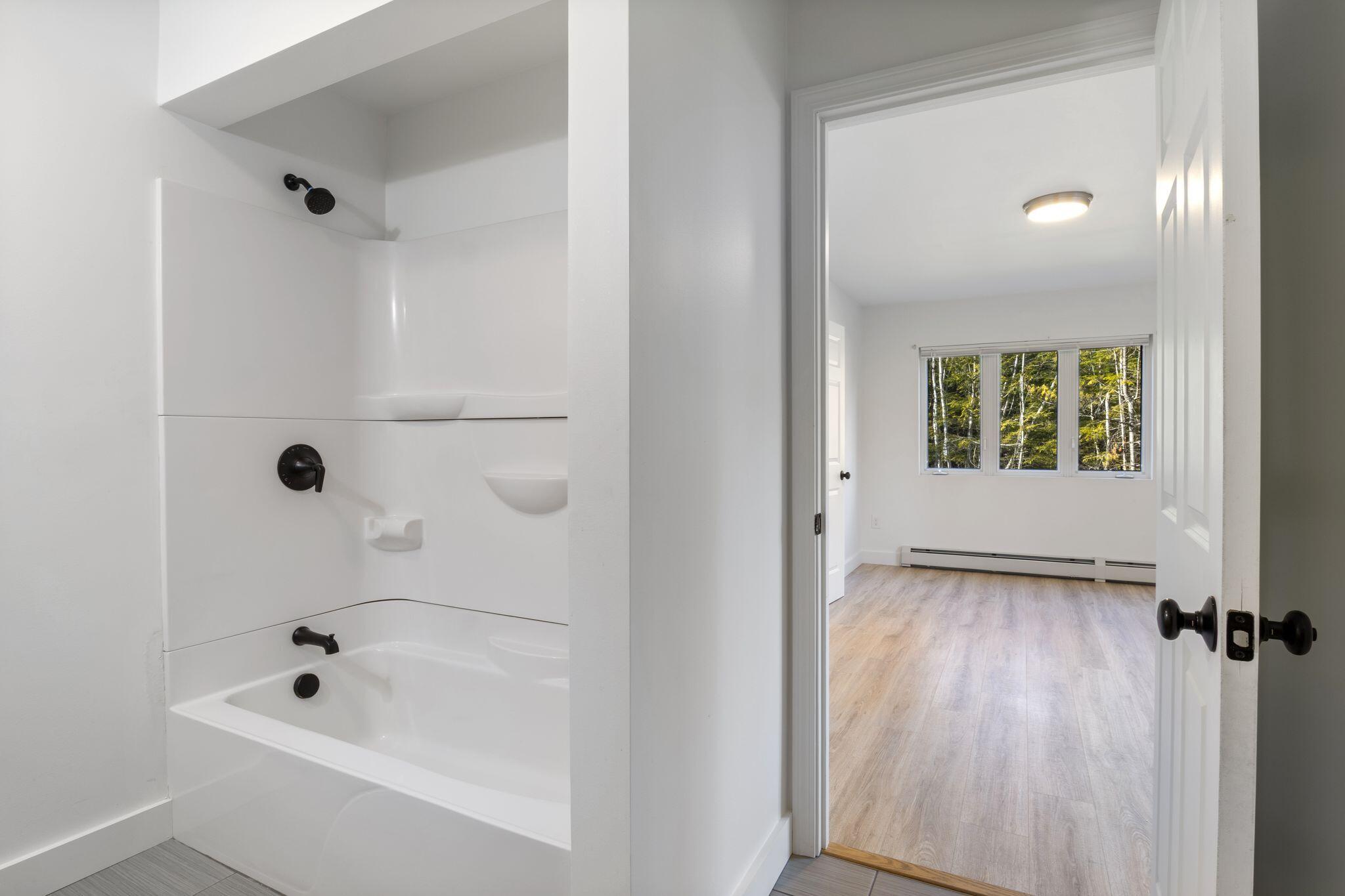 38 Blackthorne Lane Gray ME 04039