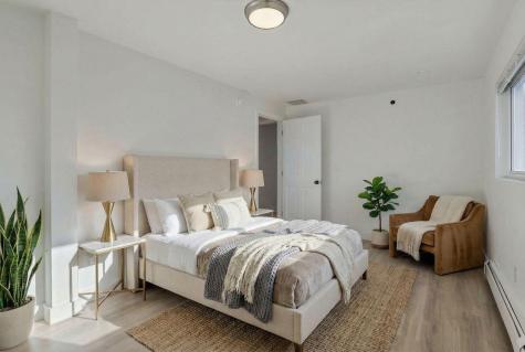 38 Blackthorne Lane Gray ME 04039