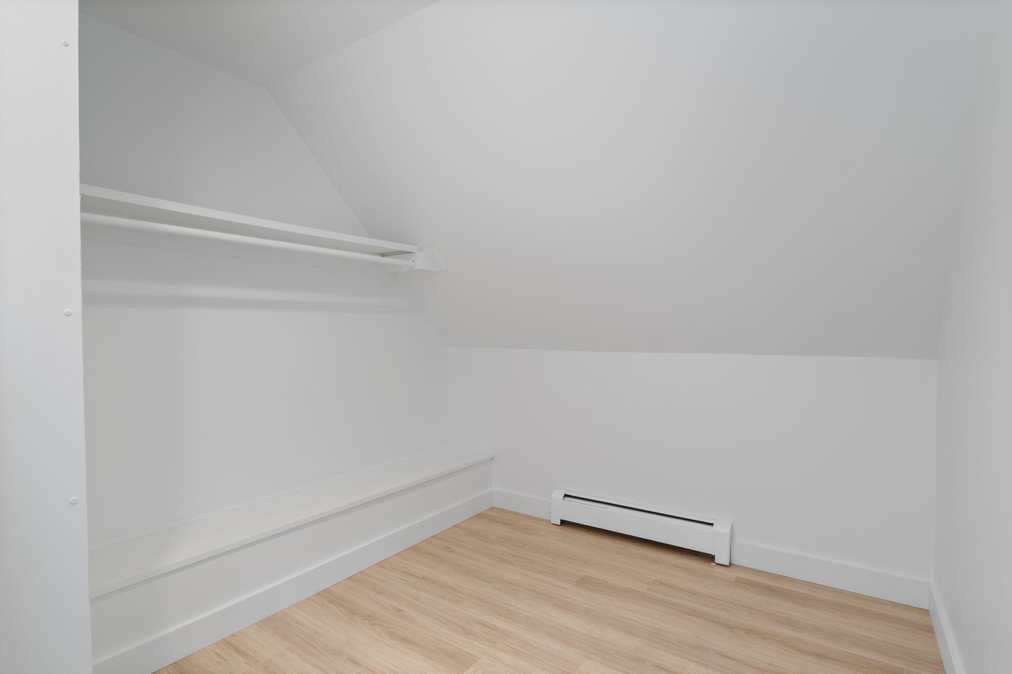 38 Blackthorne Lane Gray ME 04039