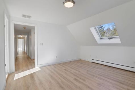 38 Blackthorne Lane Gray ME 04039