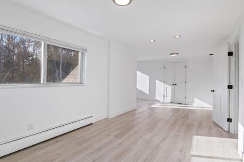 38 Blackthorne Lane Gray ME 04039