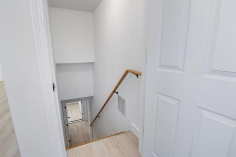 38 Blackthorne Lane Gray ME 04039