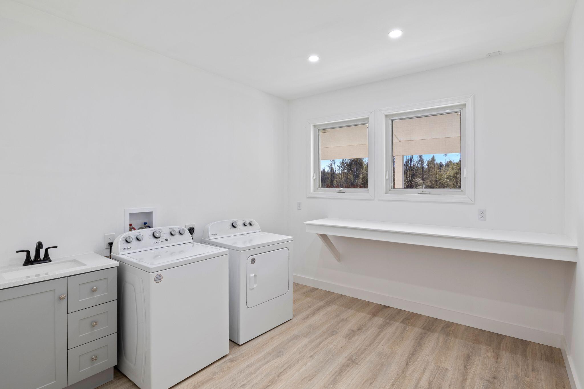 38 Blackthorne Lane Gray ME 04039