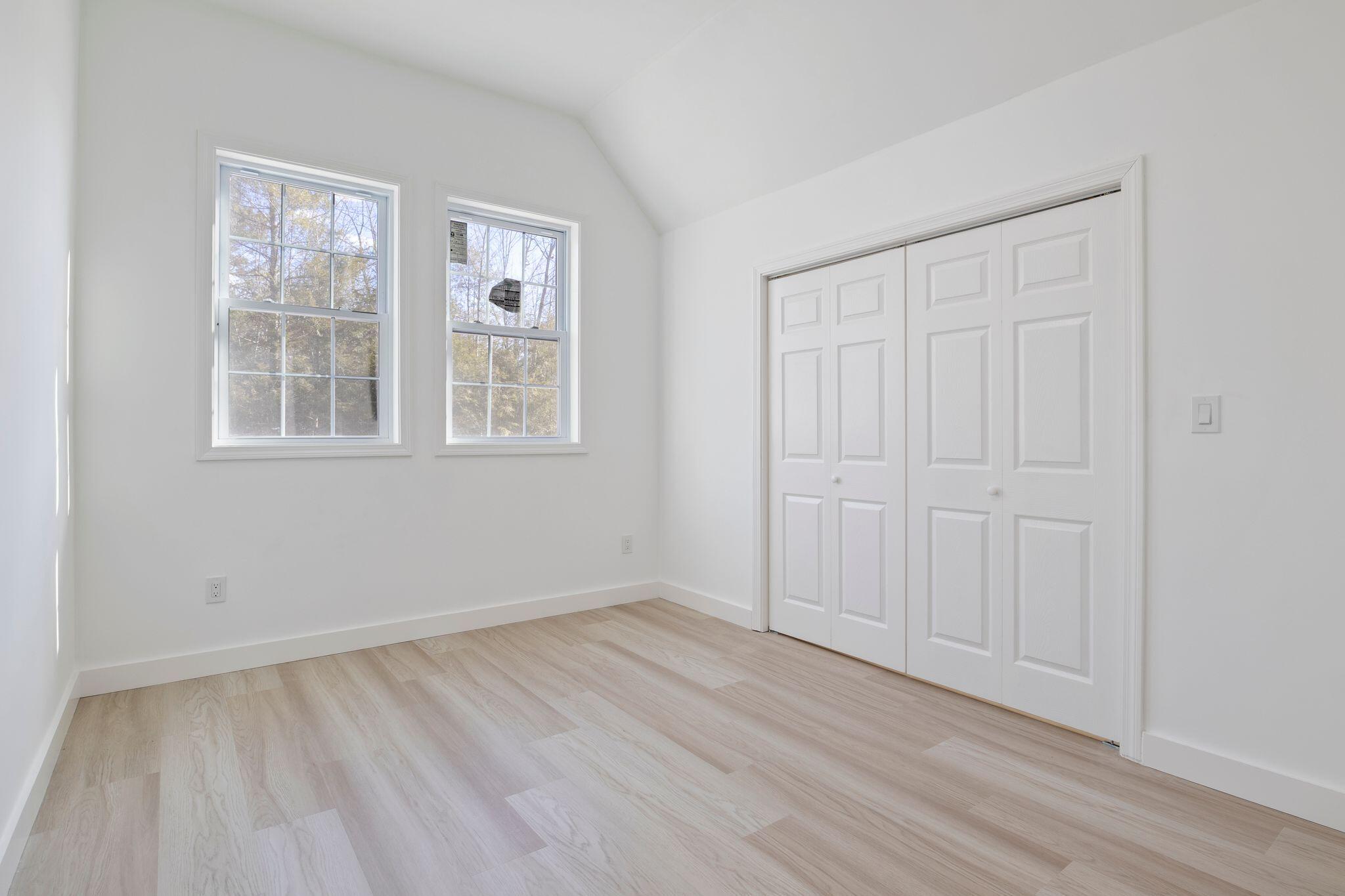 38 Blackthorne Lane Gray ME 04039