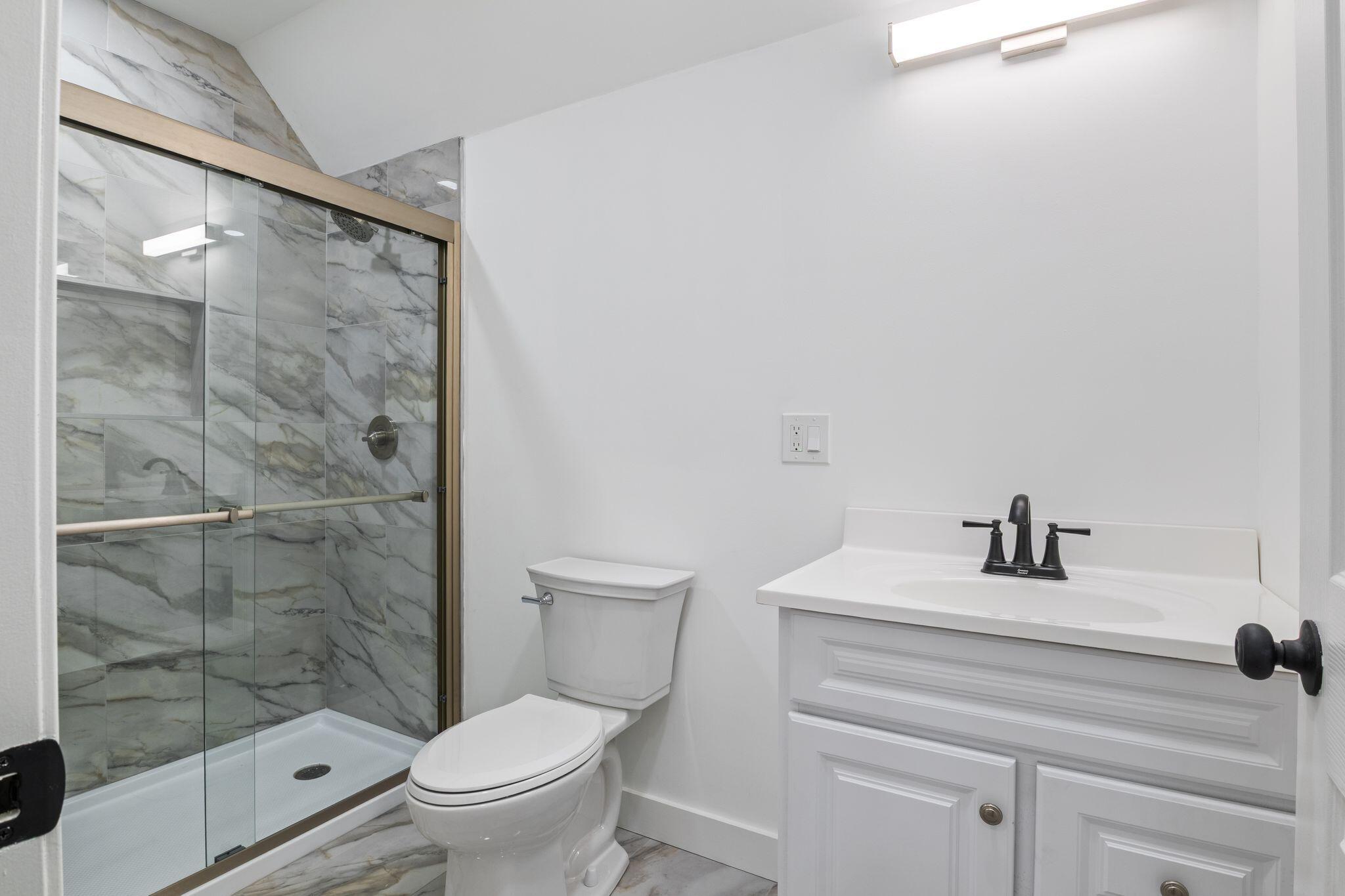 38 Blackthorne Lane Gray ME 04039