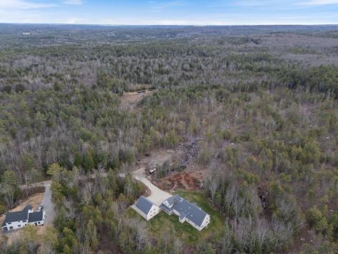 38 Blackthorne Lane Gray ME 04039