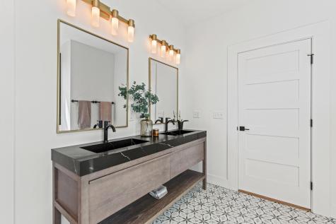 3 Caydens Way Cape Elizabeth ME 04107