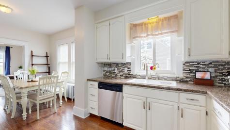 19 Fairlawn Avenue Lewiston ME 04240