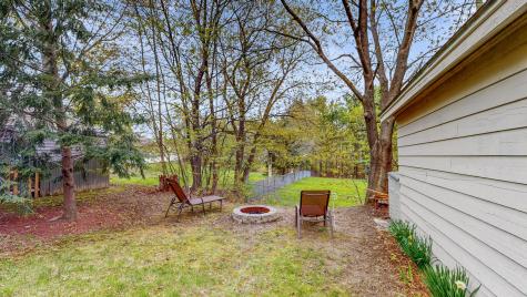 19 Fairlawn Avenue Lewiston ME 04240