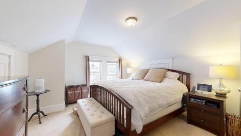 19 Fairlawn Avenue Lewiston ME 04240