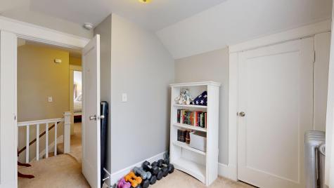 19 Fairlawn Avenue Lewiston ME 04240
