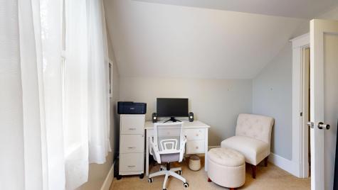 19 Fairlawn Avenue Lewiston ME 04240