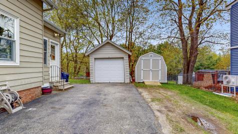 19 Fairlawn Avenue Lewiston ME 04240