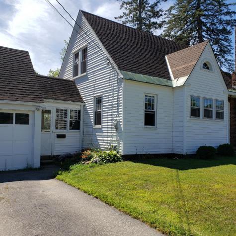 64 Walnut Street Rochester NH 03867