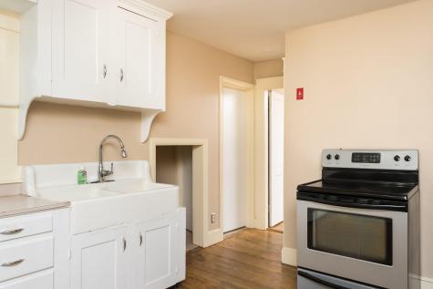 64 Walnut Street Rochester NH 03867
