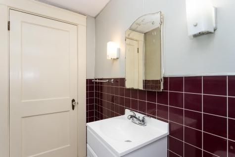 64 Walnut Street Rochester NH 03867