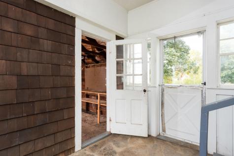 64 Walnut Street Rochester NH 03867