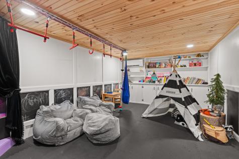 65 Brave Boat Harbor Road York ME 03909