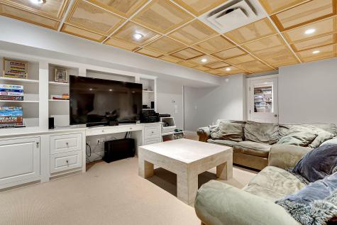 21 Olympic Drive Falmouth ME 04105