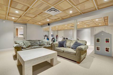 21 Olympic Drive Falmouth ME 04105