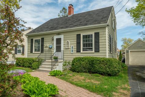 39 Edwards Street Portland ME 04102