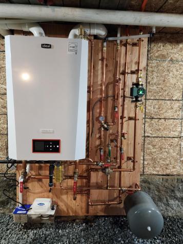 105 S Alpine Street Oakland ME 04963