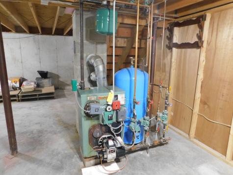 435 Canaan Road Skowhegan ME 04976