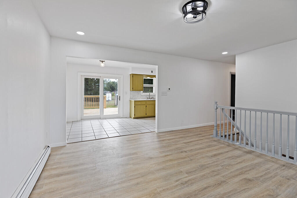 62 Fletcher Road Auburn ME 04210