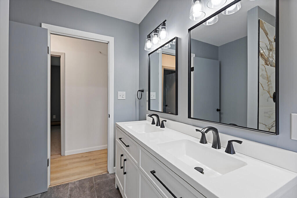 62 Fletcher Road Auburn ME 04210