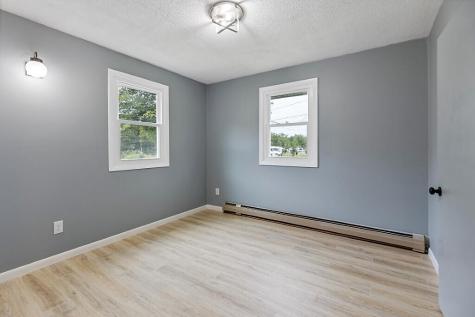 62 Fletcher Road Auburn ME 04210