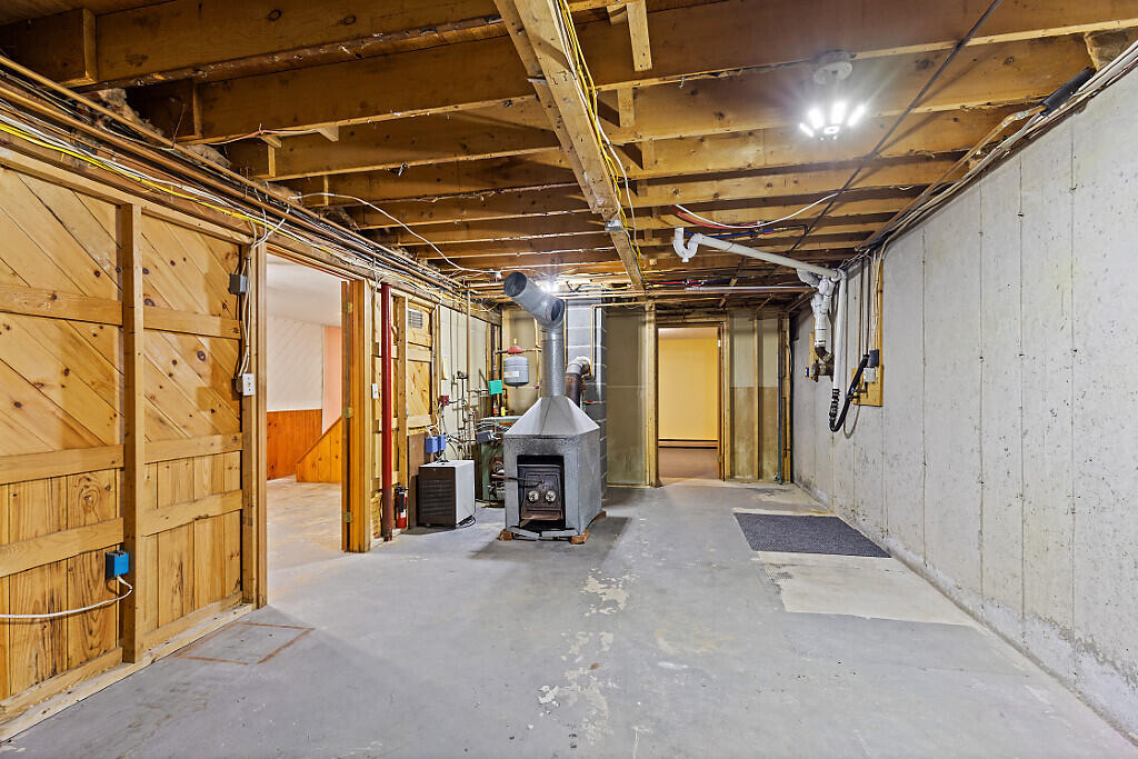 62 Fletcher Road Auburn ME 04210