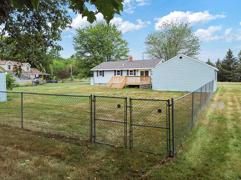 62 Fletcher Road Auburn ME 04210