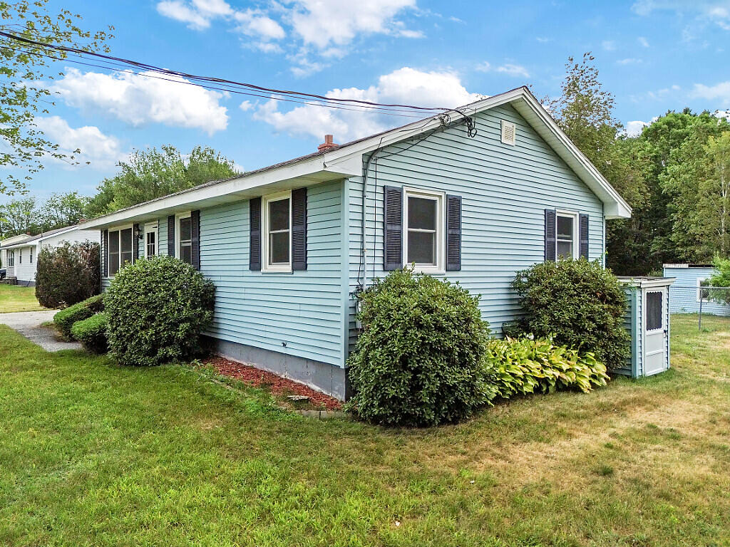 62 Fletcher Road Auburn ME 04210