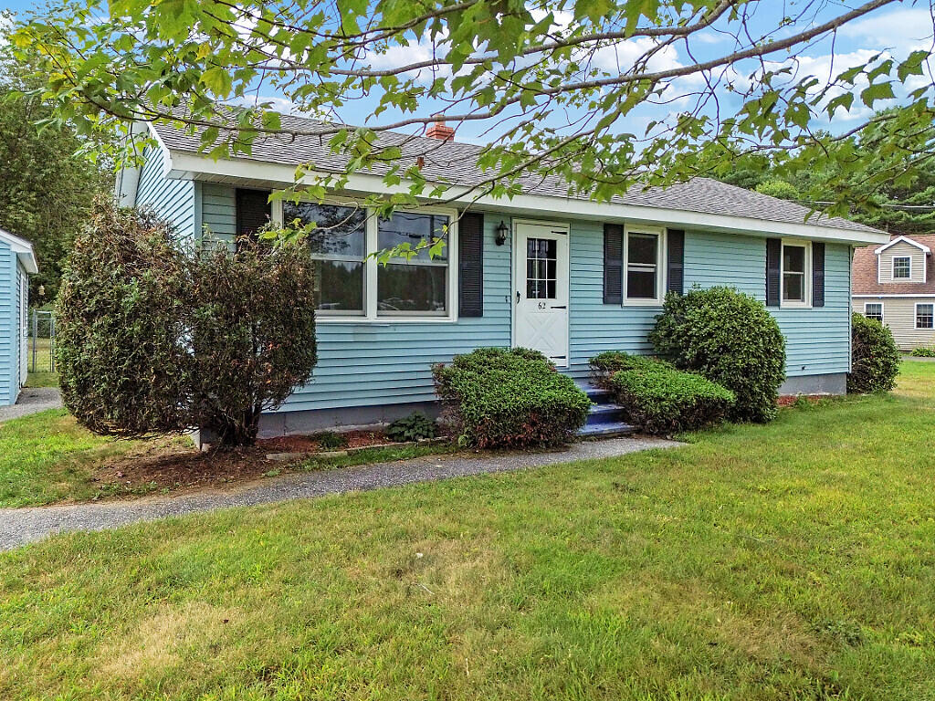 62 Fletcher Road Auburn ME 04210