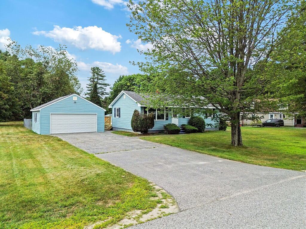 62 Fletcher Road Auburn ME 04210