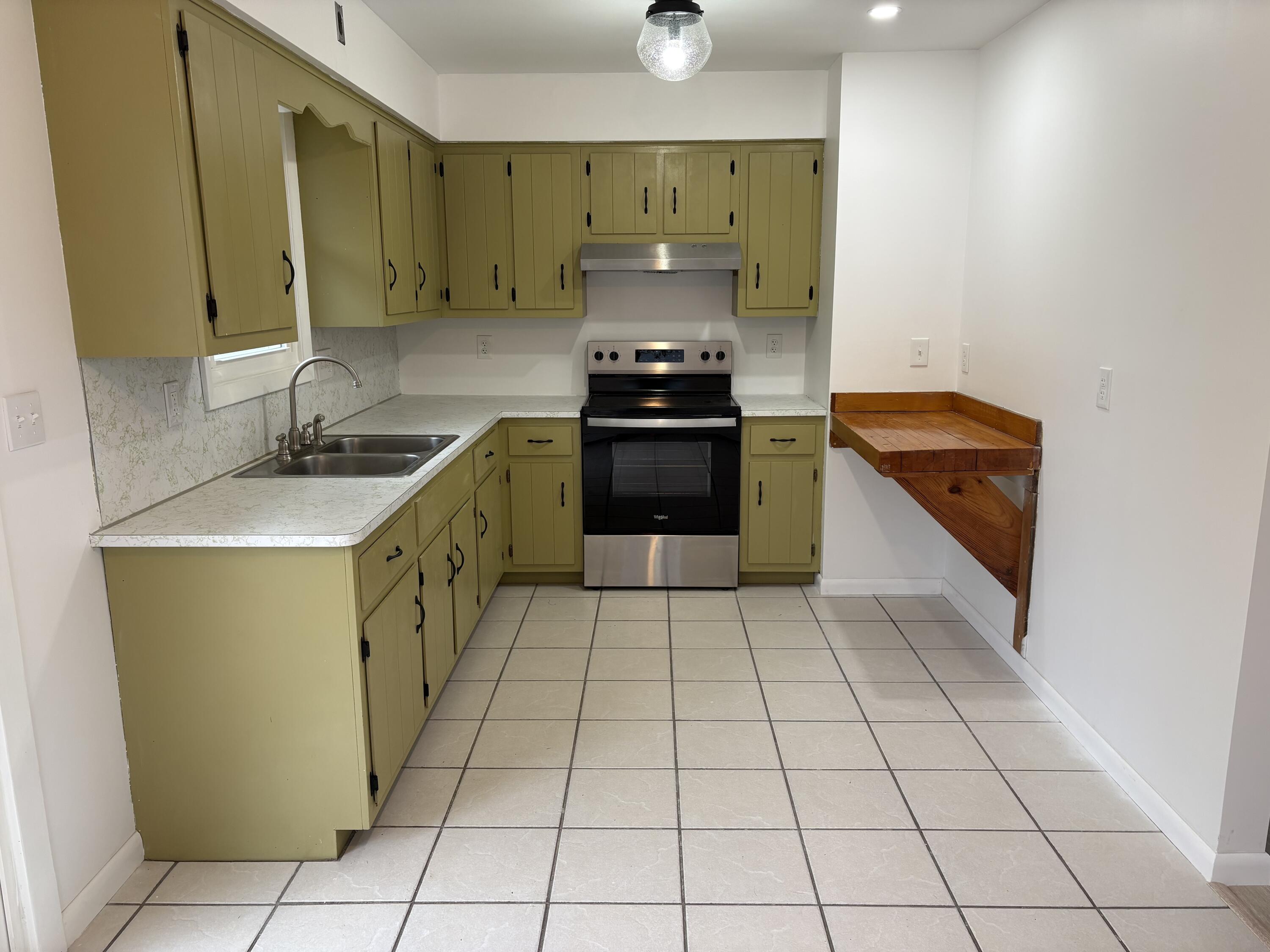 62 Fletcher Road Auburn ME 04210