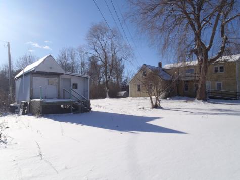 16 Swan Lane Cushing ME 04563