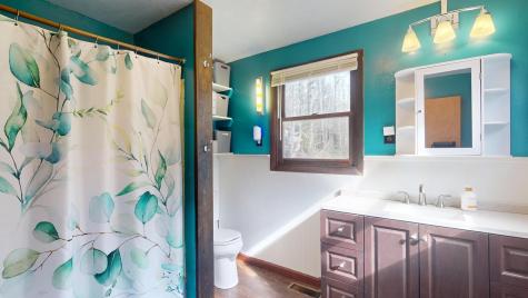 926 Levenseller Road Holden ME 04429