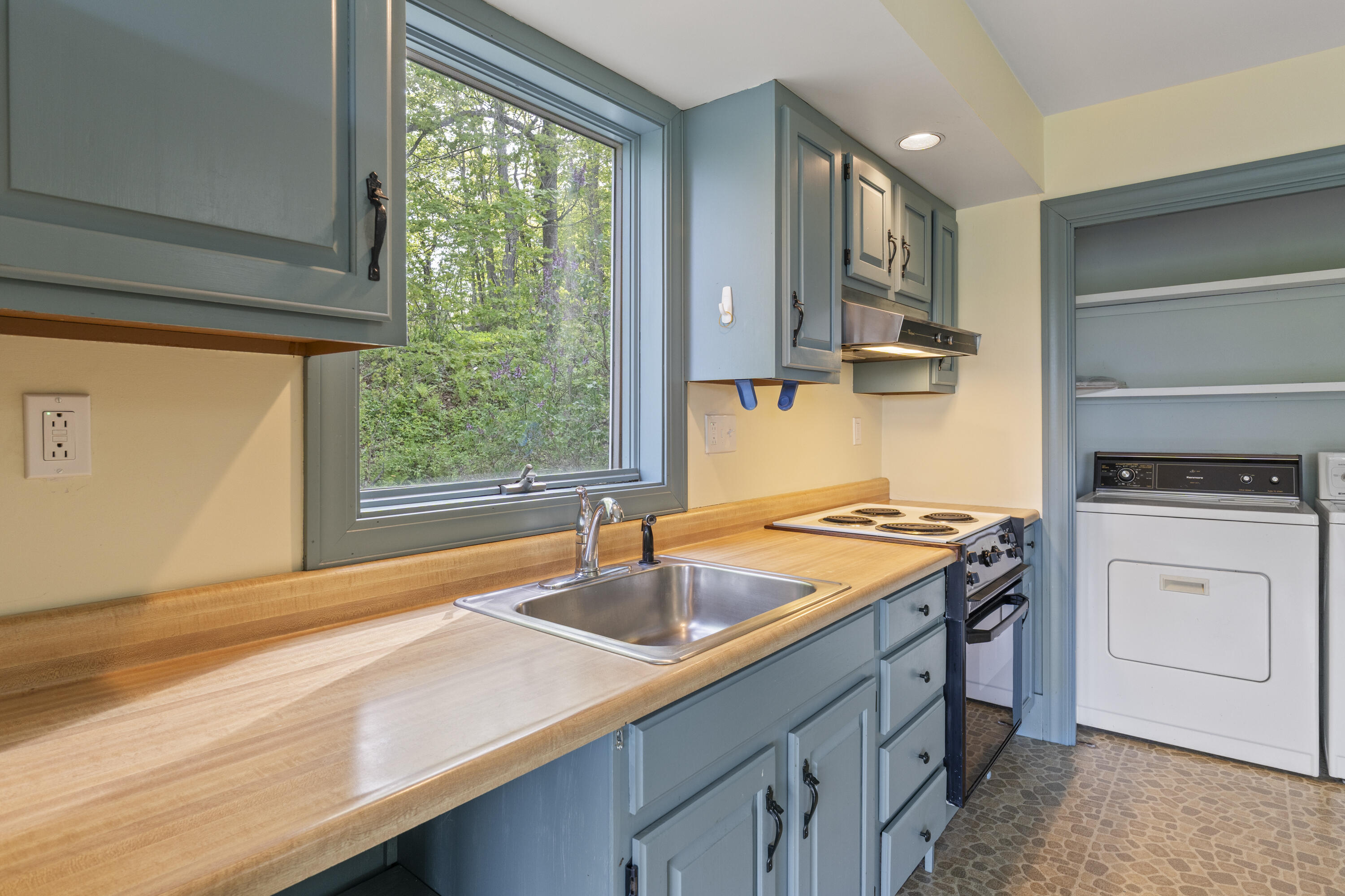 1 Bridge Street Hallowell ME 04347